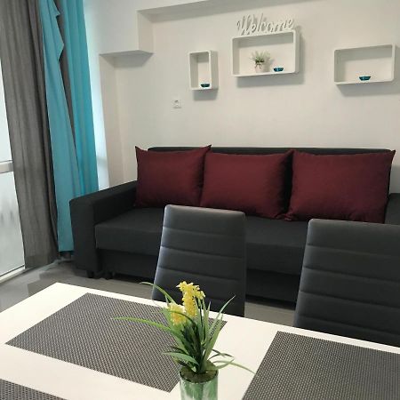 Tisza Gyöngye Apartmanház Apartamento Szeged Exterior foto