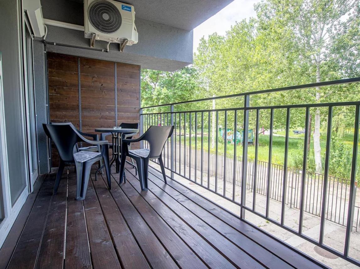Tisza Gyöngye Apartmanház Apartamento Szeged Exterior foto