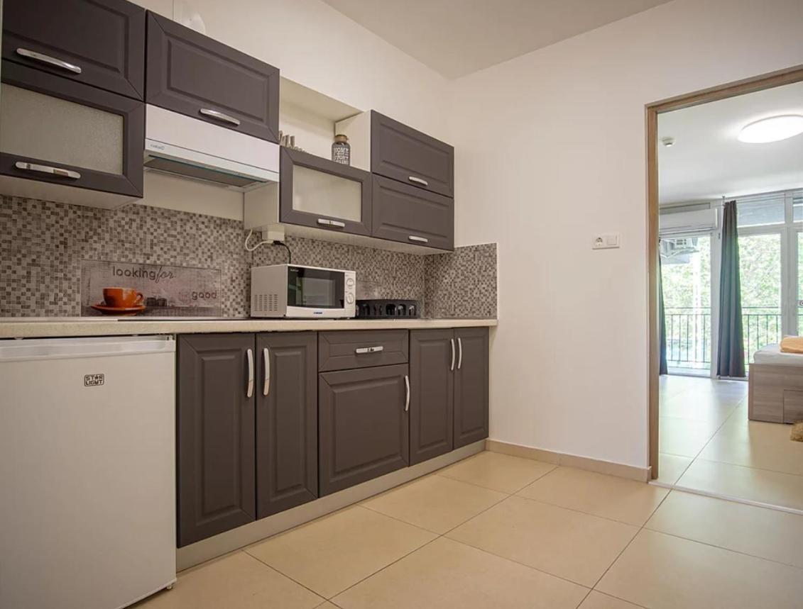 Tisza Gyöngye Apartmanház Apartamento Szeged Exterior foto